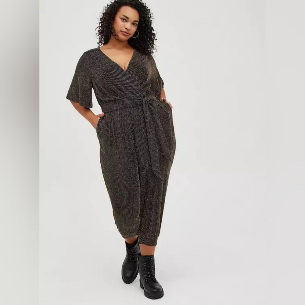 💫 TORRID Glitter Knit Party Surplice Jumpsuit Size 12 NWT